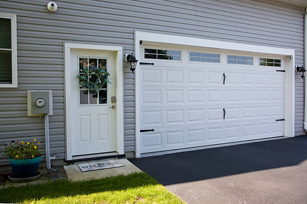 24/7 Emergency Garage Door Panel Replacement experts in Graham, NC